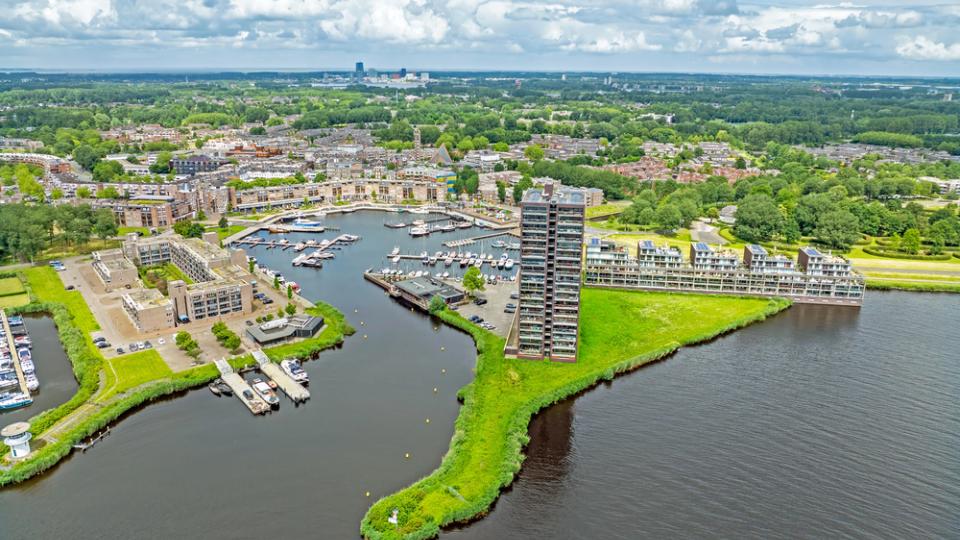 Luchtfoto van de plaats Almere in Nederland 